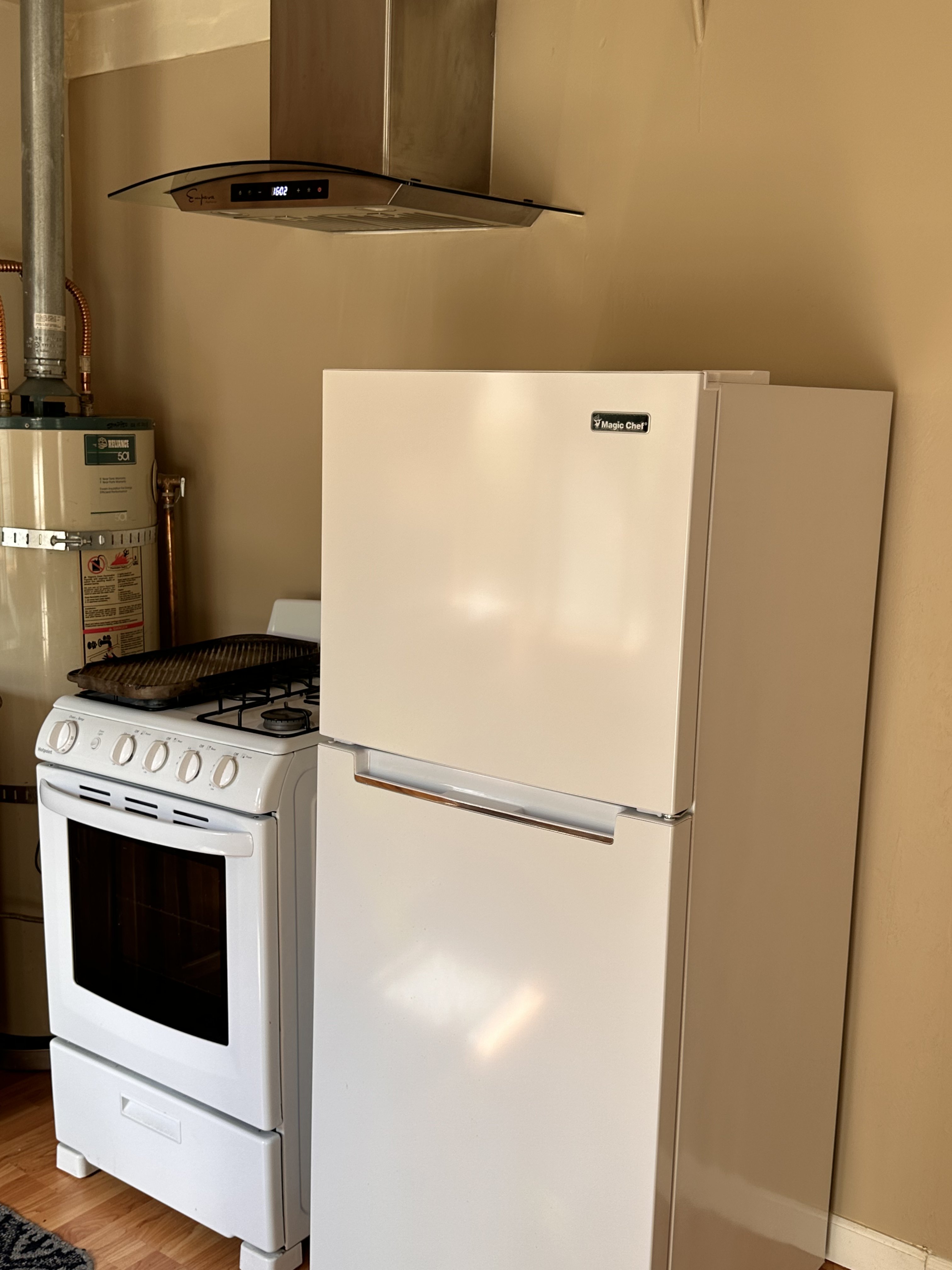 Garden studio kitchen view 2